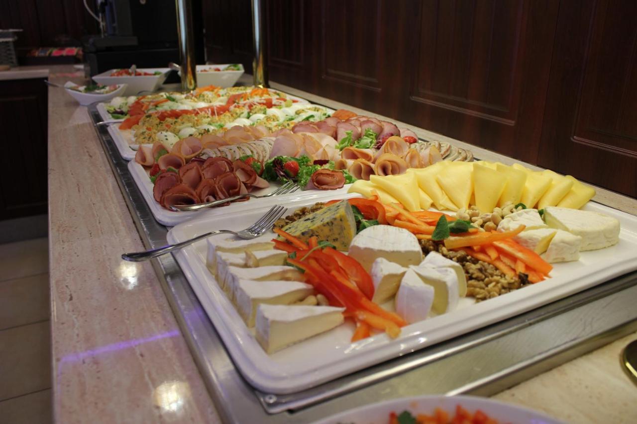 Dom Nad Rzeka Hotel Skwierzyna Luaran gambar