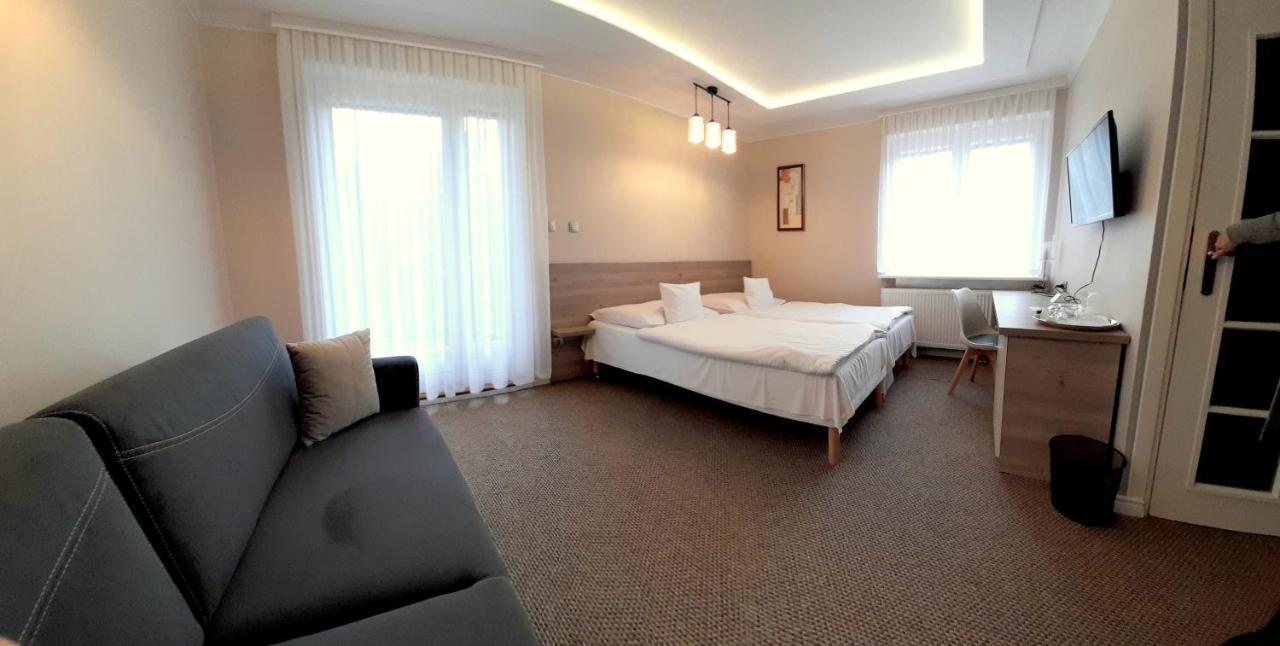 Dom Nad Rzeka Hotel Skwierzyna Luaran gambar