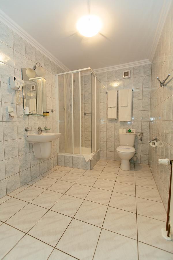Dom Nad Rzeka Hotel Skwierzyna Luaran gambar