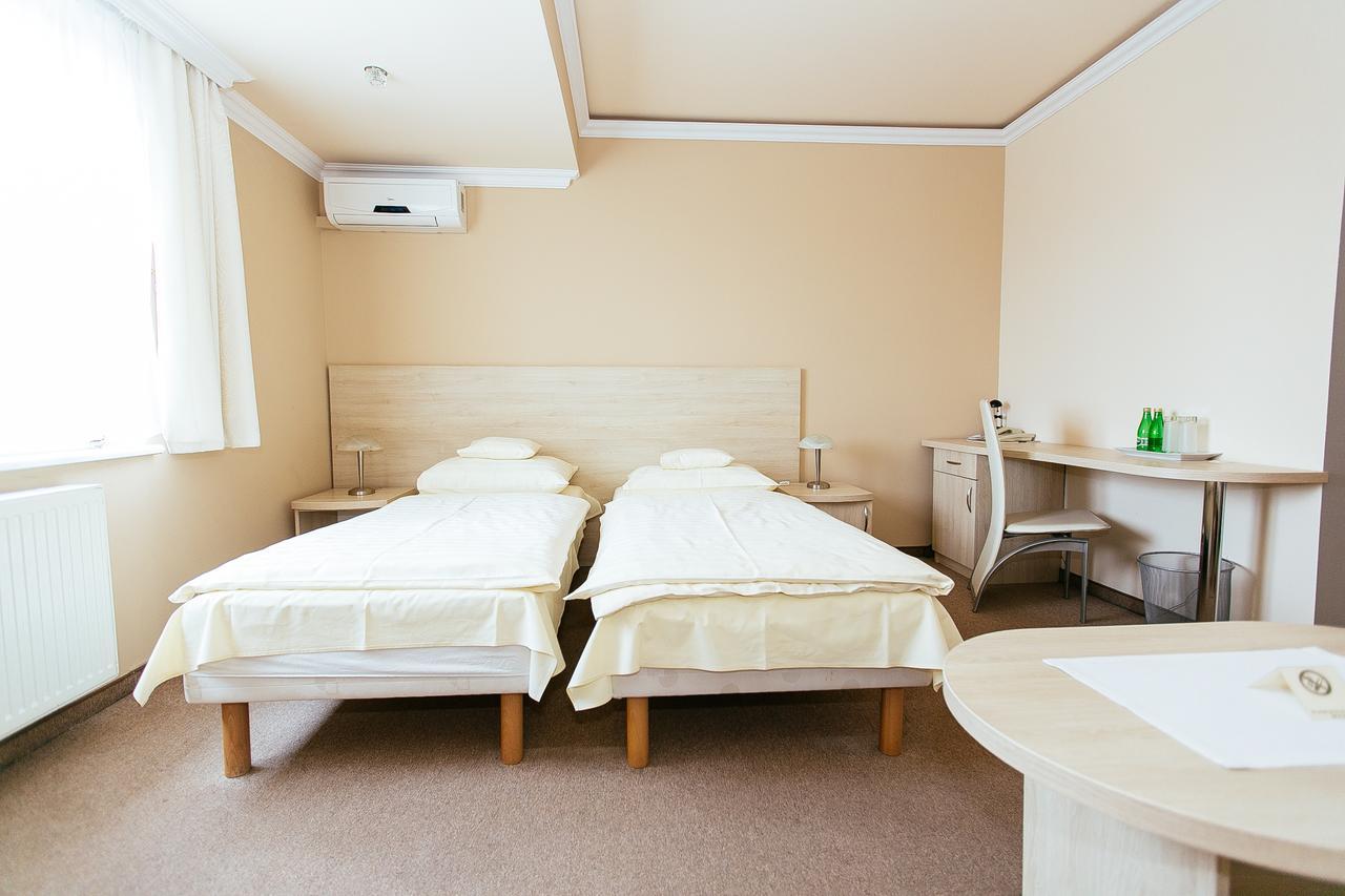 Dom Nad Rzeka Hotel Skwierzyna Luaran gambar