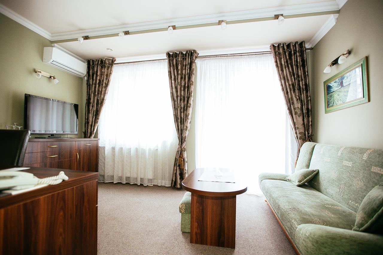 Dom Nad Rzeka Hotel Skwierzyna Luaran gambar
