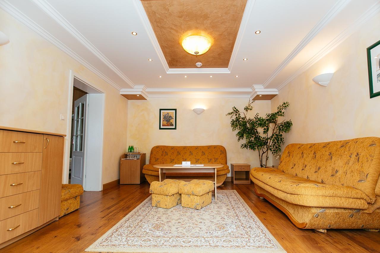 Dom Nad Rzeka Hotel Skwierzyna Luaran gambar