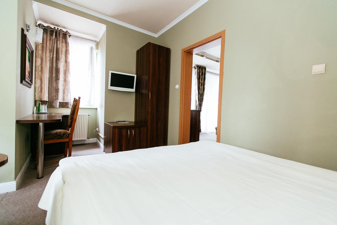 Dom Nad Rzeka Hotel Skwierzyna Luaran gambar